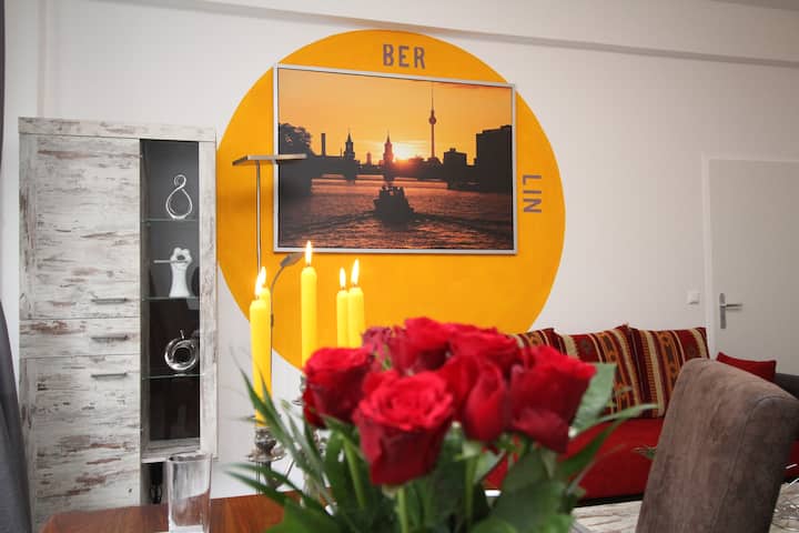 Furnished 5 rooms apartment in Tempelhof